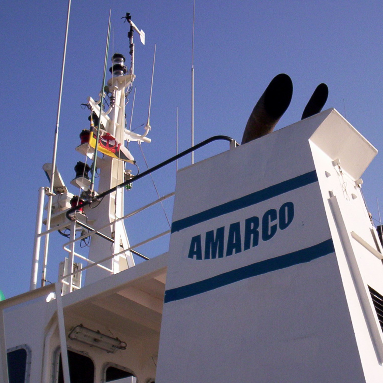 Diving DSV, Tug Boat